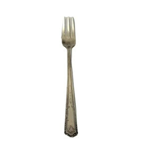 Rogers & Bro A1 Relish Fork Olive Vintage Silverplate 20g 5 1/2"